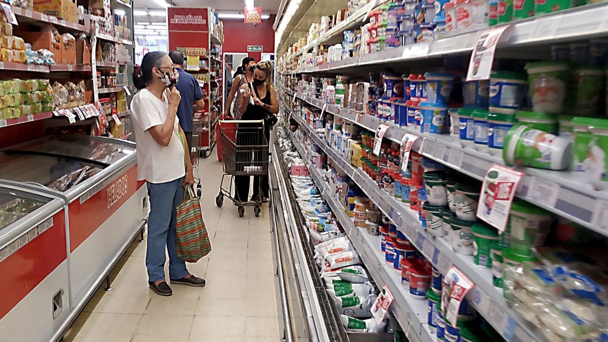 Inflation was around 6.5% in August (and they estimate that in September it would not pierce 6%)