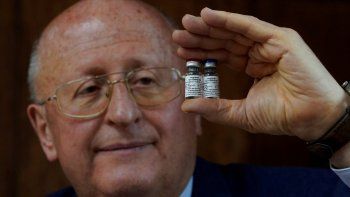 Alexander Ginstubrg, artífice de la vacuna Sputnik V advirtió que la letalidad del Covid-19 puede aumentar a raíz de las nuevas variantes.