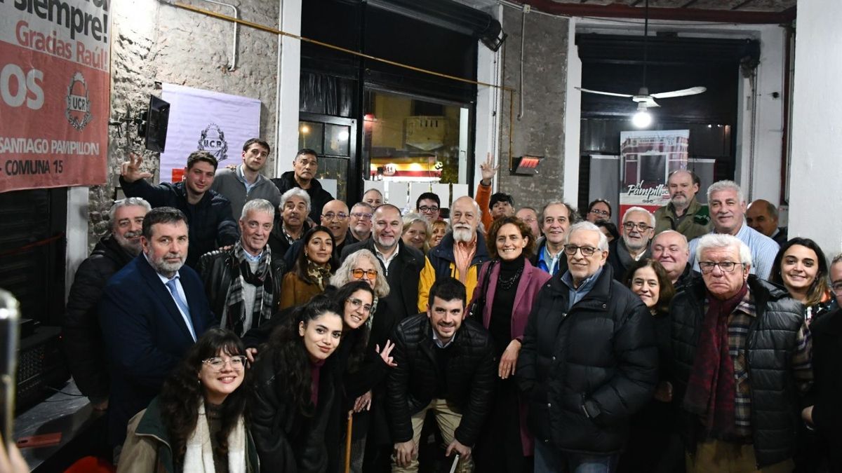 Leonel Chiarella y Hernán Rossi encabezaron encuentro de la UCR y llamaron a construir una alternativa nacional