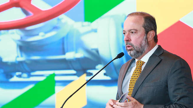 “De nada sirve traer gas barato de Argentina o Bolivia si al entrar al país se encarece”, advirtió Alexandre Silveira, ministro de Energía y Minas de Brasil