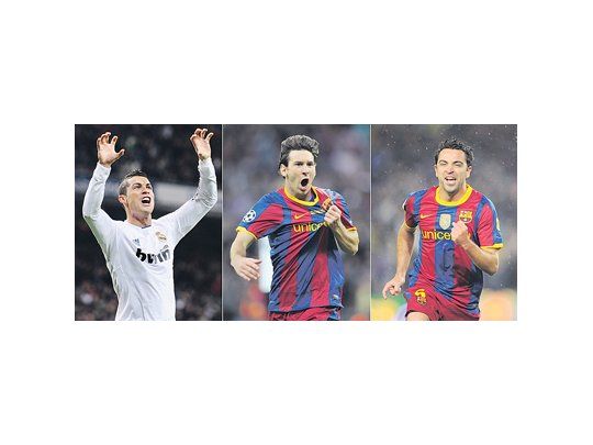 Los tres candidatos al Balón de Oro de FIFA: Cristiano Ronaldo, Messi y Xavi. El primero juega en el Real Madrid y los otros dos en el Barcelona.