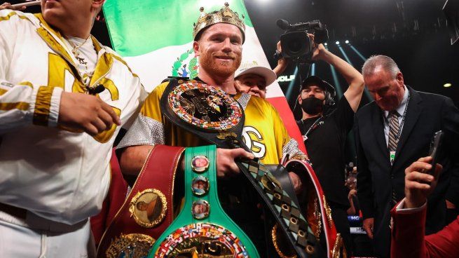 Saúl Álvarez Canelo fue fuertemente criticado por Timothy Bradley Jr., expugilista estadounidense que se coronó en categorías como Superligero y Welter. Lo trató de blando por evadir un combate con David Benavidez.