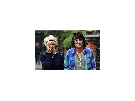 Ron Wood y Ekaterina Ivanova