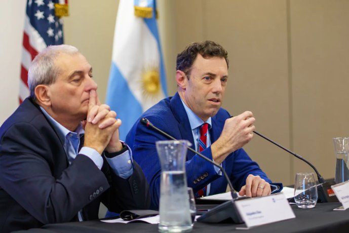 Alejandro Díaz, CEO de AmCham Argentina, y Neil Herrington, de la US Chamber of Commerce.