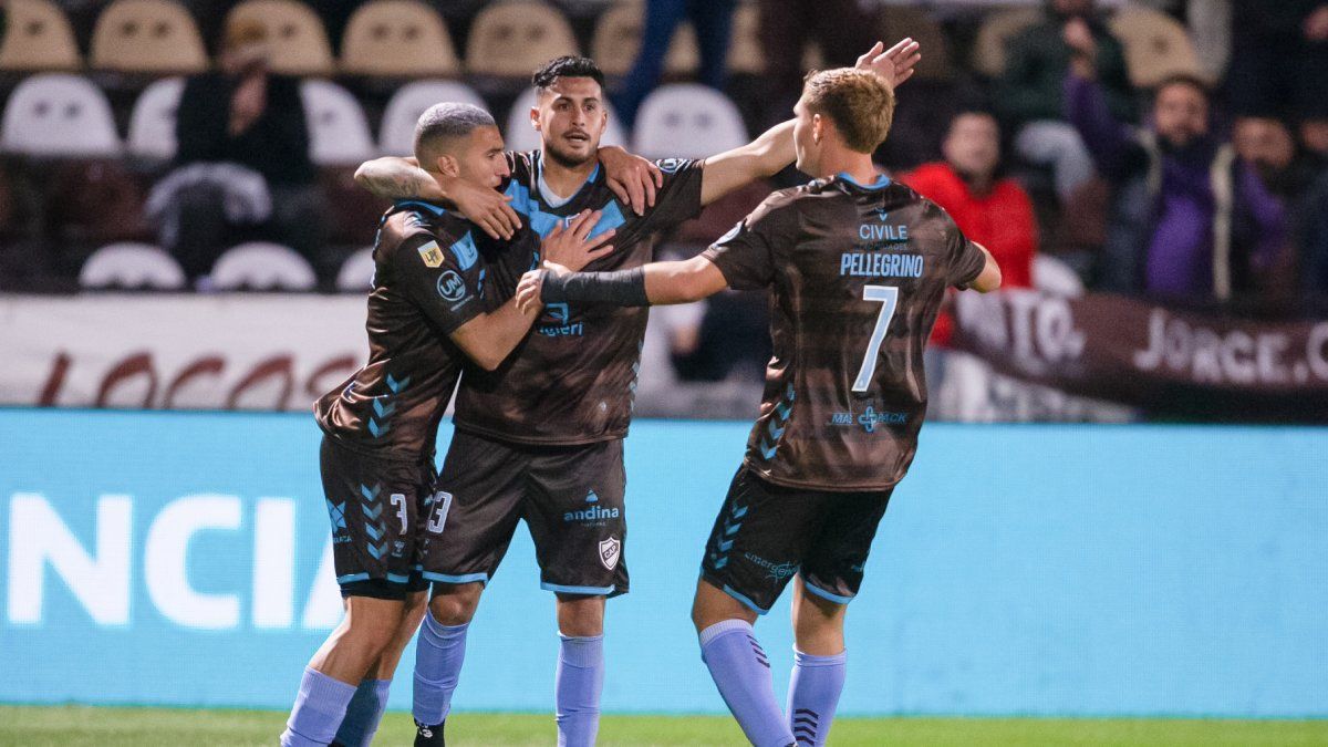 Platense turned it over to Lanús and took a breath