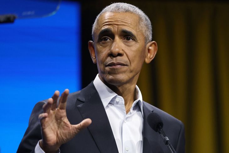 Barack Obama se convierte en el primer presidente afroamericano de Estados Unidos en el 2008. Barack Obama se convierte en el primer presidente afroamericano de Estados Unidos en el 2008.