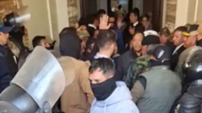 Arce y Zúñiga, cara a cara en el intento de Golpe de Estado en Bolivia