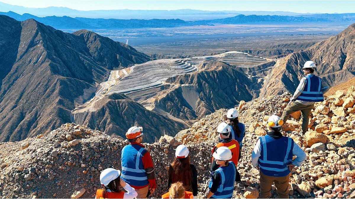 Deuda: San Juan busca colocar u$s600 millones en bonos bajo ley Nueva York con respaldo de la minería