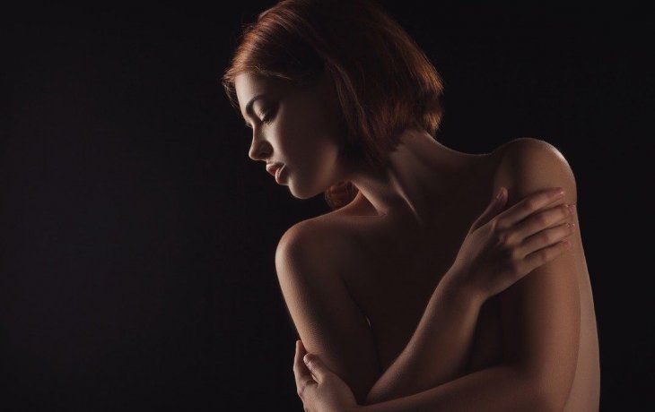 Crean un lubricante íntimo de marihuana y aceite de coco que aseguran aumenta el placer femenino