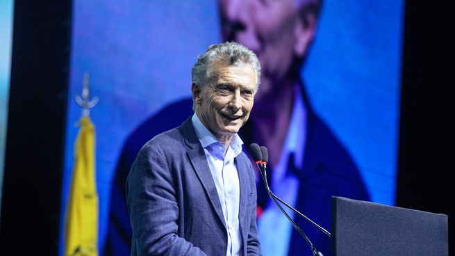 El expresidente encabezó un acto en la ciudad de Resistencia