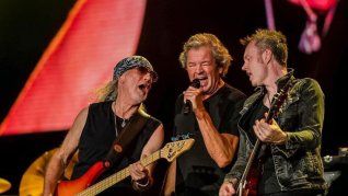 Le legendaría banda sigue lanzando nueva música. Le legendaría banda sigue lanzando nueva música.