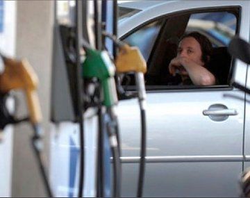 Combustibles: estaciones de servicio advierten por posible faltantes en Semana Santa