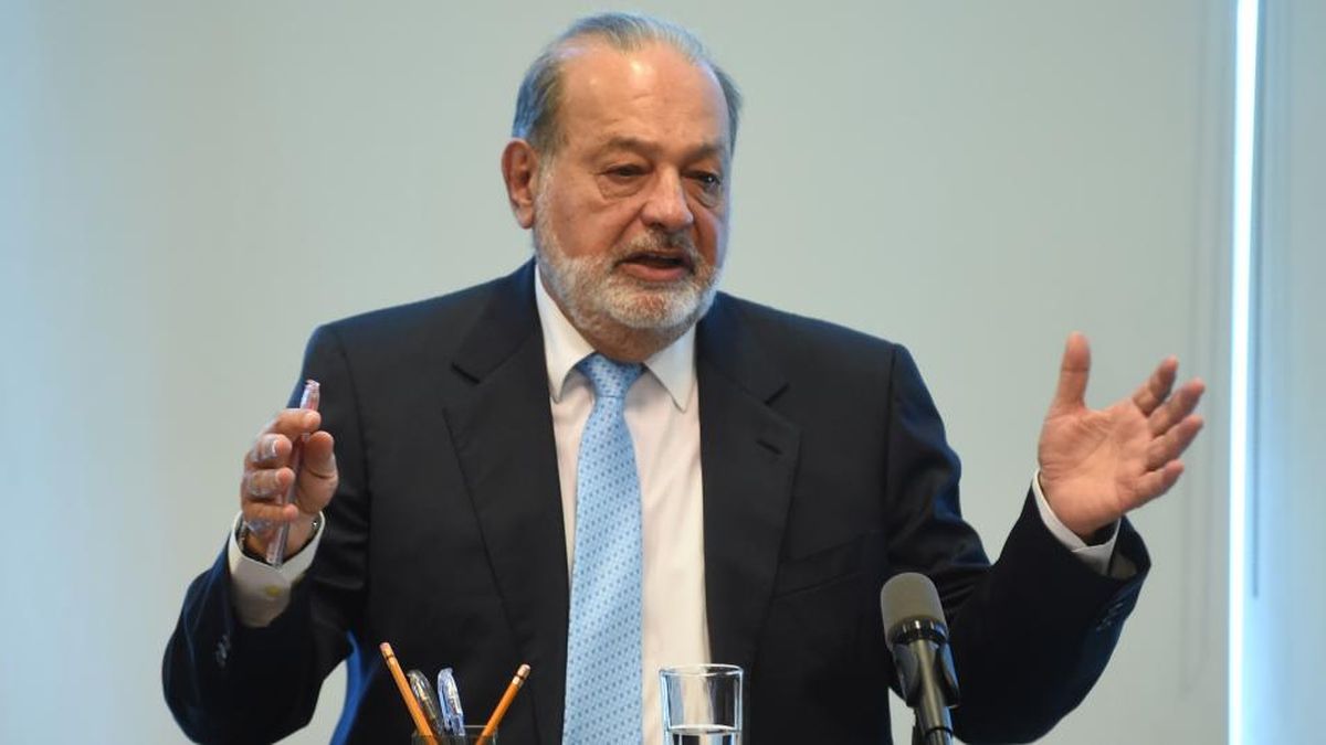 Carlos Slim, Mexican tycoon, proposed changes in the working day and retirement age, what did he say?
