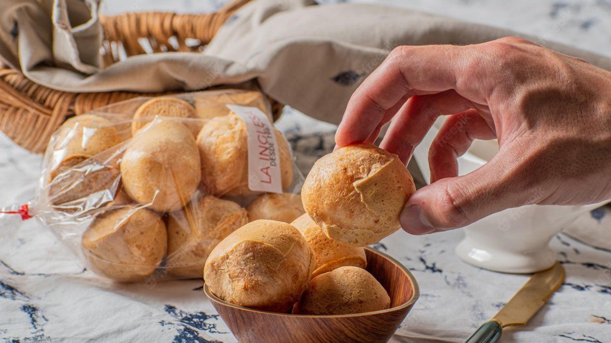 Recetas: Cómo Preparar Pan Saborizado Para Acompañar Todas Las Comidas