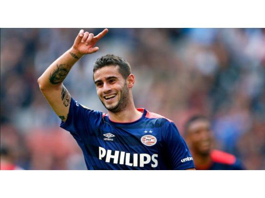 Pereiro reemplaza a Luis Suárez.