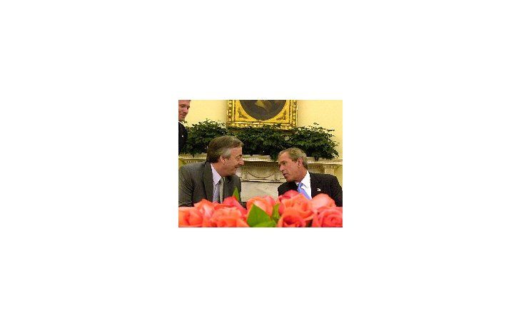 ámbito.com | Bush a Kirchner: Si ustedes se ayudan, nosotros los vamos a ayudar también