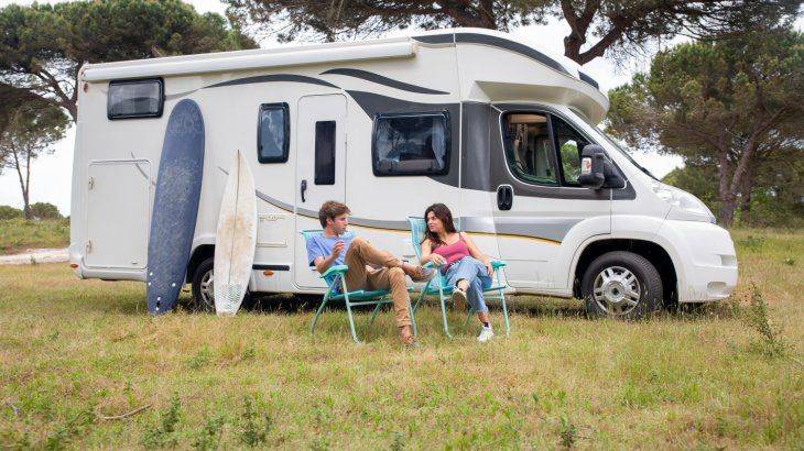 Elegir el motorhome como base para el Mundial 2026 permite evitar las corridas de aeropuertos y disfrutar del paisaje entre sedes. Elegir el motorhome como base para el Mundial 2026 permite evitar las corridas de aeropuertos y disfrutar del paisaje entre sedes.