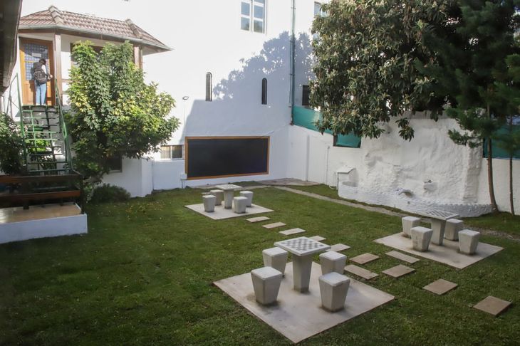 Los puntos críticos de personas en situación de calle se identifican en las Comunas 1, 2, 3, 4, 6, 7, 13, 14 y 15. Los puntos críticos de personas en situación de calle se identifican en las Comunas 1, 2, 3, 4, 6, 7, 13, 14 y 15.