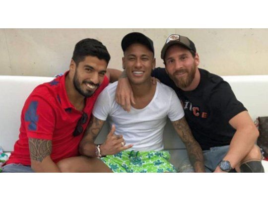 Barcelona le exige a Neymar 9,3 millones de euros.