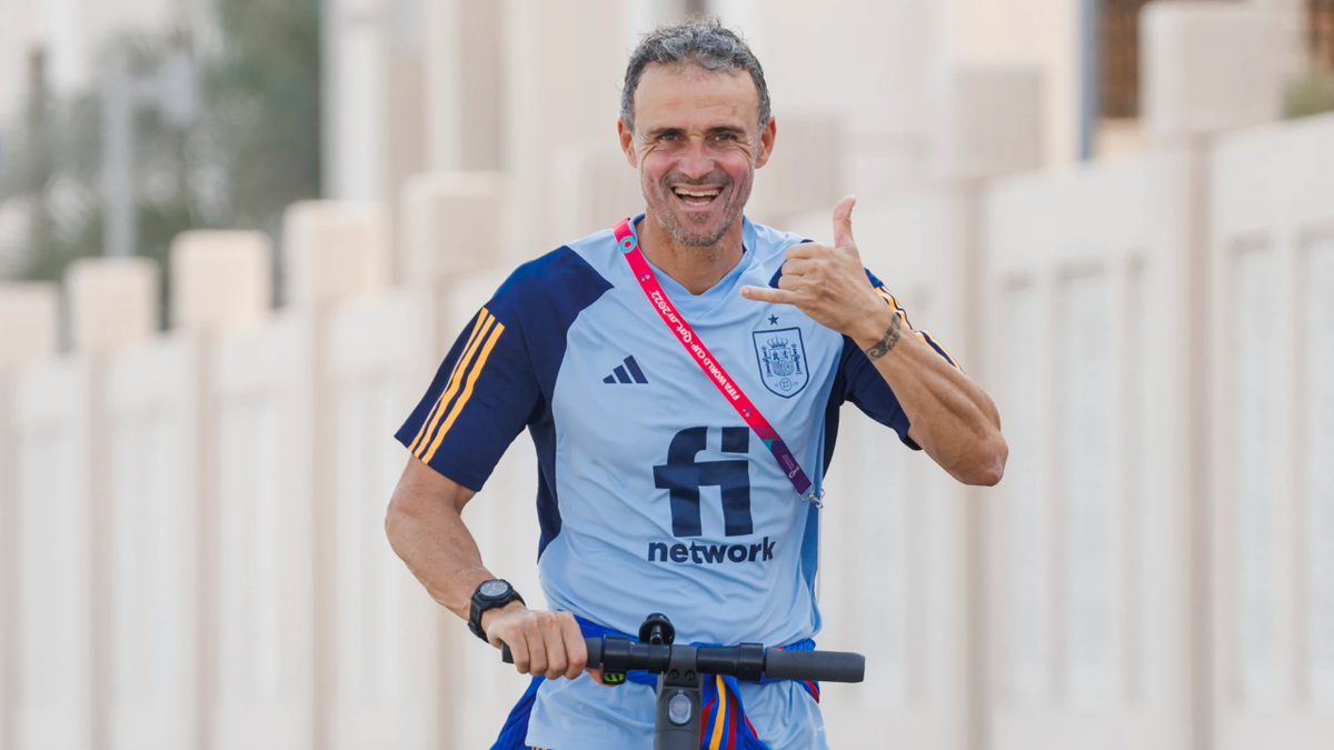 A peculiar training: Luis Enrique’s key to stay in the age of 55