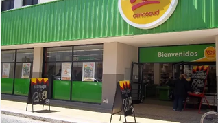 Una de las sucursales de: el grupo Cencosud avanza con su reestructuración en distintas provincias ante la caída del consumo Una de las sucursales de: el grupo Cencosud avanza con su reestructuración en distintas provincias ante la caída del consumo