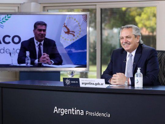 ALBERTO FERNÁNDEZ Y JORGE CAPITANICH.jpeg