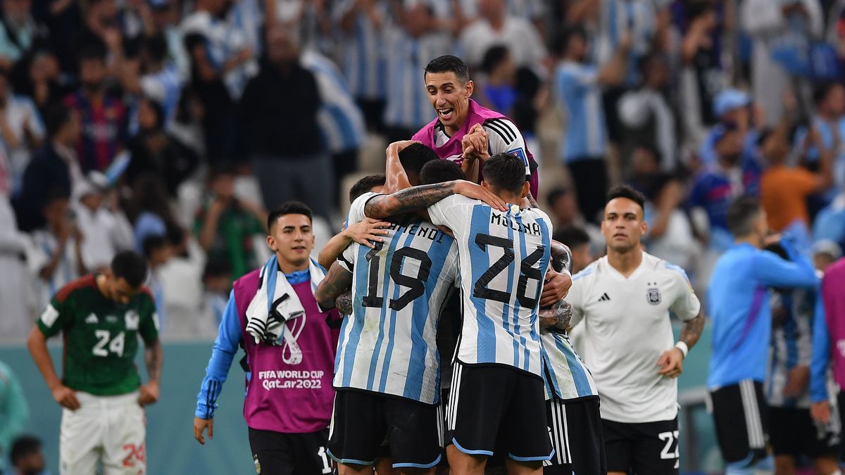 How and when is the last date of the Argentina group played?
