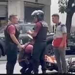 El hecho sucedió cuando personal de la Policía de la Ciudad detectó una moto sin patente. El hecho sucedió cuando personal de la Policía de la Ciudad detectó una moto sin patente.