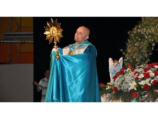 El cura Rafael del Blanco señaló que toda persona que contribuyere una acción concreta para producir el aborto tanto como los que hacen la práctica, será excomulgada. El religioso también apuntó contra los legisladores que apoyan el proyecto de ley.