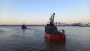La falta de combustible a buques extranjeros afecta a la actividad portuaria. La falta de combustible a buques extranjeros afecta a la actividad portuaria.