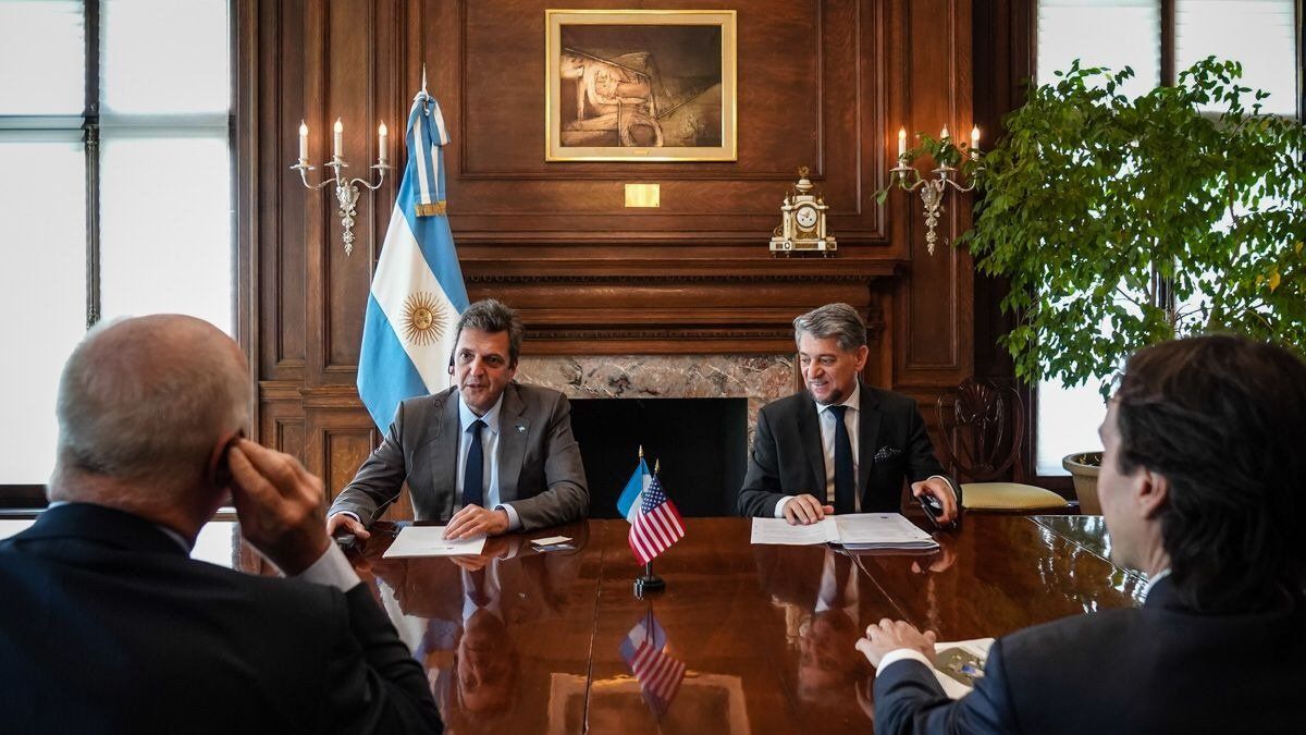 Mientras busca dólares para las reservas y espera reunión con Georgieva, Massa ratificó su voluntad de cumplir las metas con el FMI