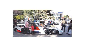 El TC despertó una gran expectativa en Trelew, donde la gente ya comenzó a palpitar la carrera del domingo.