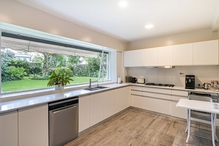 Cocina refaccionada a nuevo y con materiales ultra resistentes Cocina refaccionada a nuevo y con materiales ultra resistentes