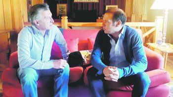 Encuentro. Mauricio Macri y Omar Gutiérrez coincidieron ayer en Villa La Angostura.&nbsp;