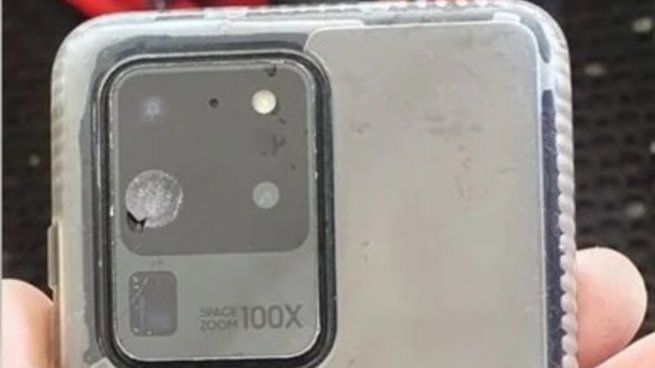 Un joven perdió su celular en la nieve y su historia se vovió viral