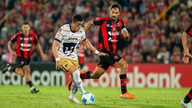 Pumas empató 1 a 1 como visitante ante Alajuelense y fue el último de los cuatro mexicanos que clasifica a los cuartos de final de la Concacaf Champions Cup.