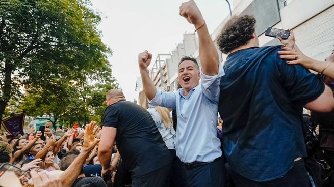 Gabriel Bornoroni comenzó a moverse para mostrar que la única lapicera que armará las listas le pertenece a LLA.&nbsp;