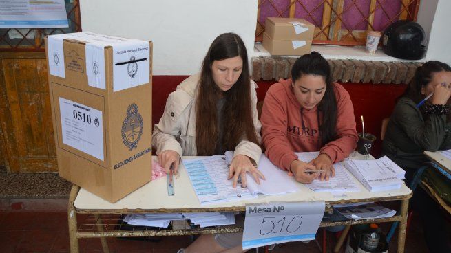 En la Ciudad se deberá ir a votar dos veces: el 18 de mayo para las locales y el 26 de octubre. para las nacionales.