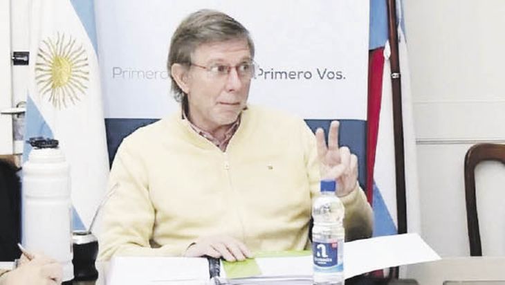 en problemas. Secretario de Agricultura, Juan José Bahillo.