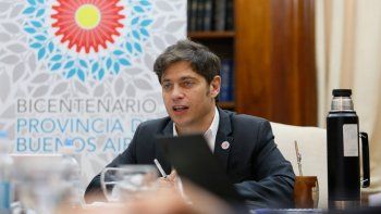 kicillof se reunio con especialistas e intendentes para analizar la situacion epidemiologica