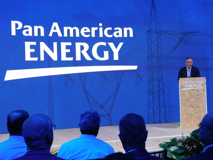 El segundo orador fue Marco Bulgheroni, quien aseguró que este es el primero de muchos otros proyectos que PAE va a impulsar en Brasil. El segundo orador fue Marco Bulgheroni, quien aseguró que este es el primero de muchos otros proyectos que PAE va a impulsar en Brasil.