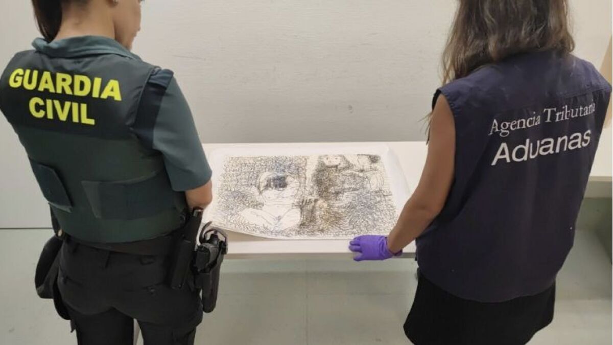They investigate an original by Pablo Picasso that wanted to be passed as a copy in Ibiza