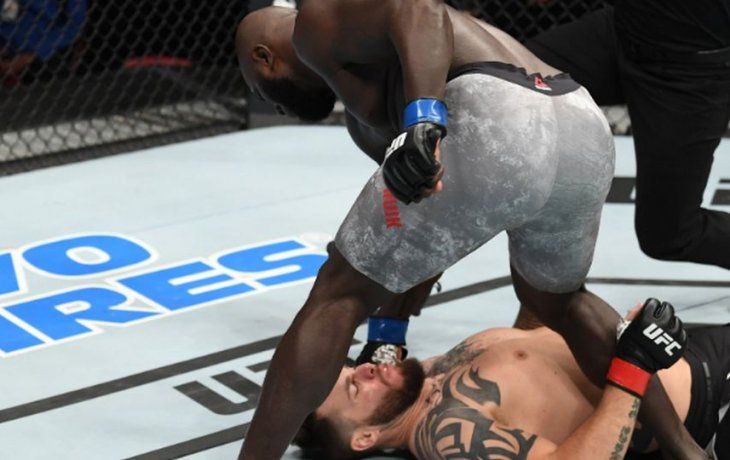 UFC: logra el segundo nocaut más rápido de la historia en peso completo