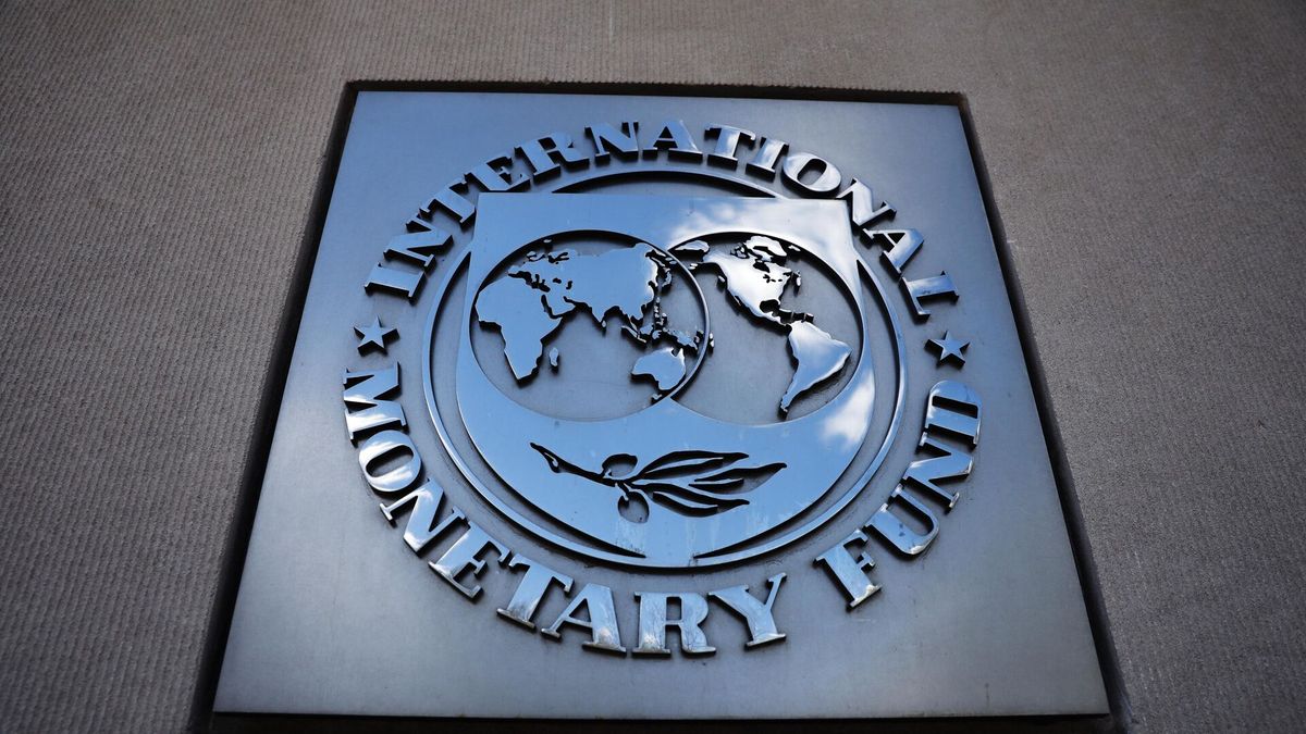 El FMI aprobó la primera revisión del programa argentino