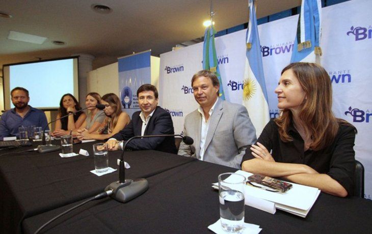 El ministro de Desarrollo Social junto al intendente de Almirante Brown, Mariano Cascallares. 