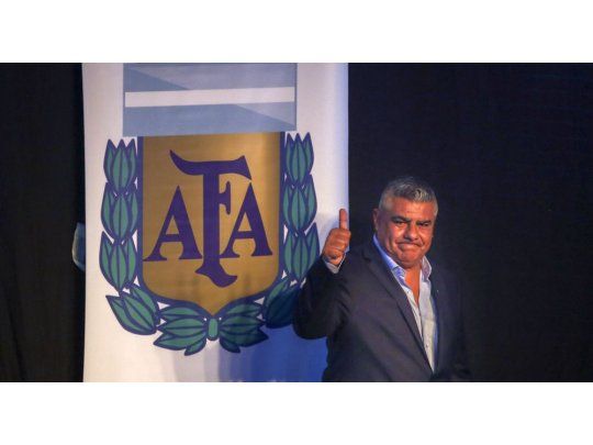 Claudio Tapia festeja porque la AFA incrementará sus ingresos.