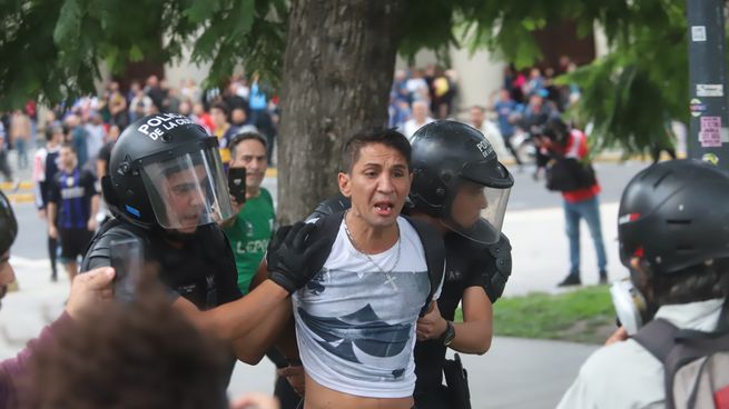 La Policía detuvo al menos a 150 personas durante la manifestación de este miércoles frente al Congreso.&nbsp;