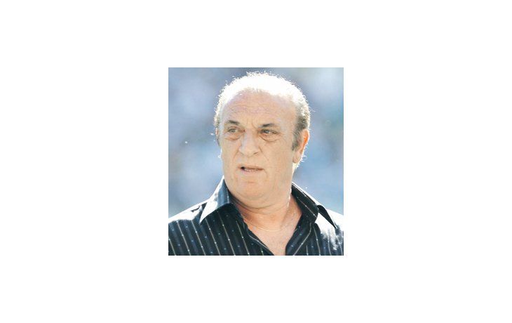 Alfio Basile dice que llegó a Racing «para ser campeón» y que quiere hablar con Teo Gutiérrez para convencerlo de que se quede.