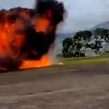Un avión se estrelló en Venezuela cuando despegaba: hay dos muertos.  Un avión se estrelló en Venezuela cuando despegaba: hay dos muertos.