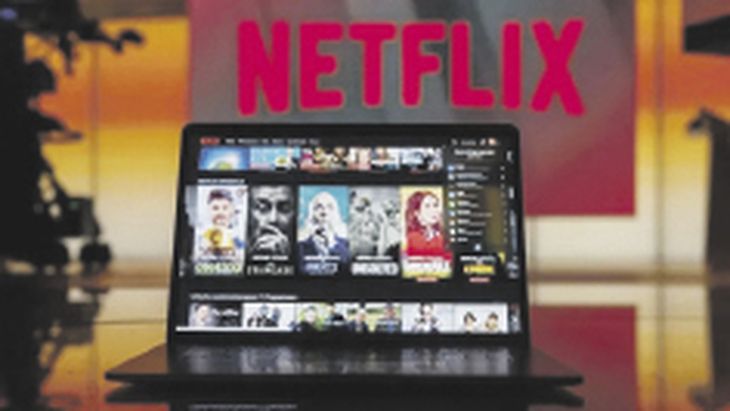 La plataforma de Netflix cuenta con una amplia variedad de series y películas para todos los gustos. La plataforma de Netflix cuenta con una amplia variedad de series y películas para todos los gustos.